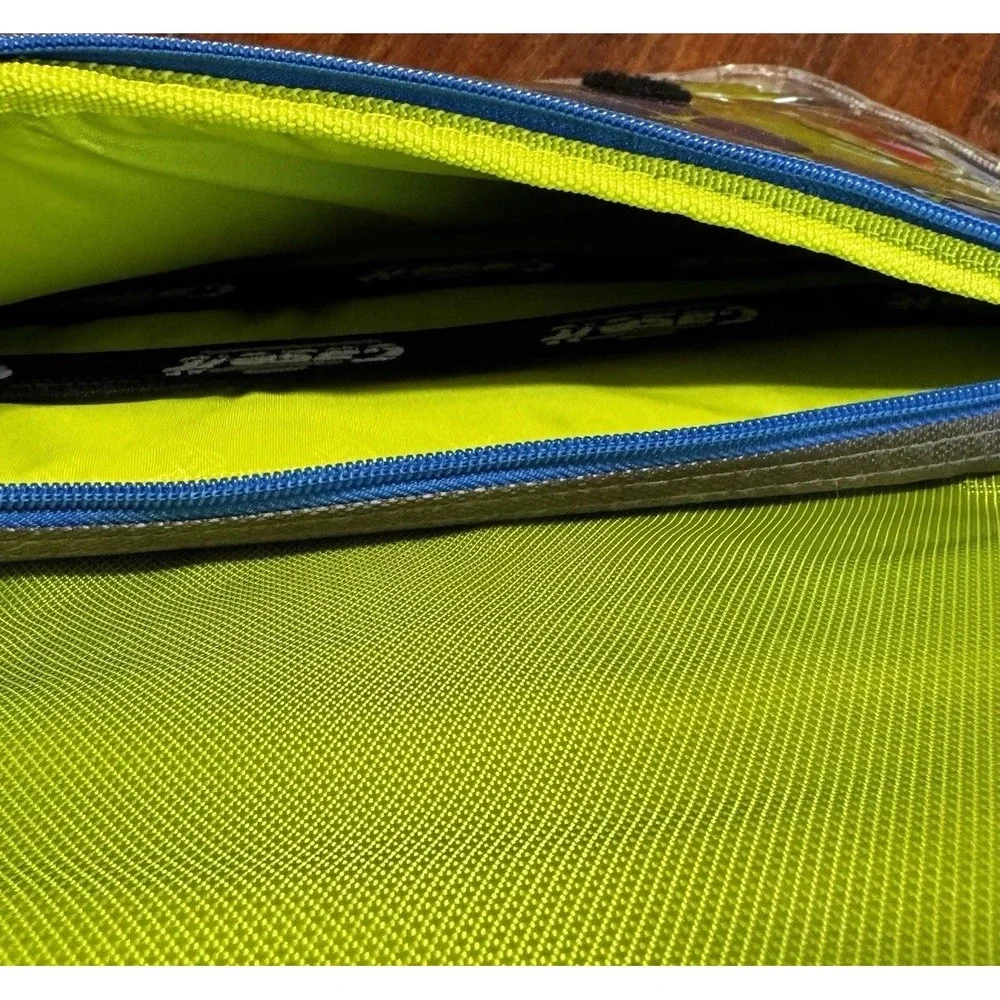 NEW Case-it 2